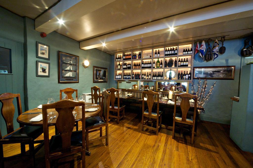 Quinlan & Cooke Boutique Townhouse And Qcs Seafood Restaurant Ξενοδοχείο Cahersiveen Εξωτερικό φωτογραφία