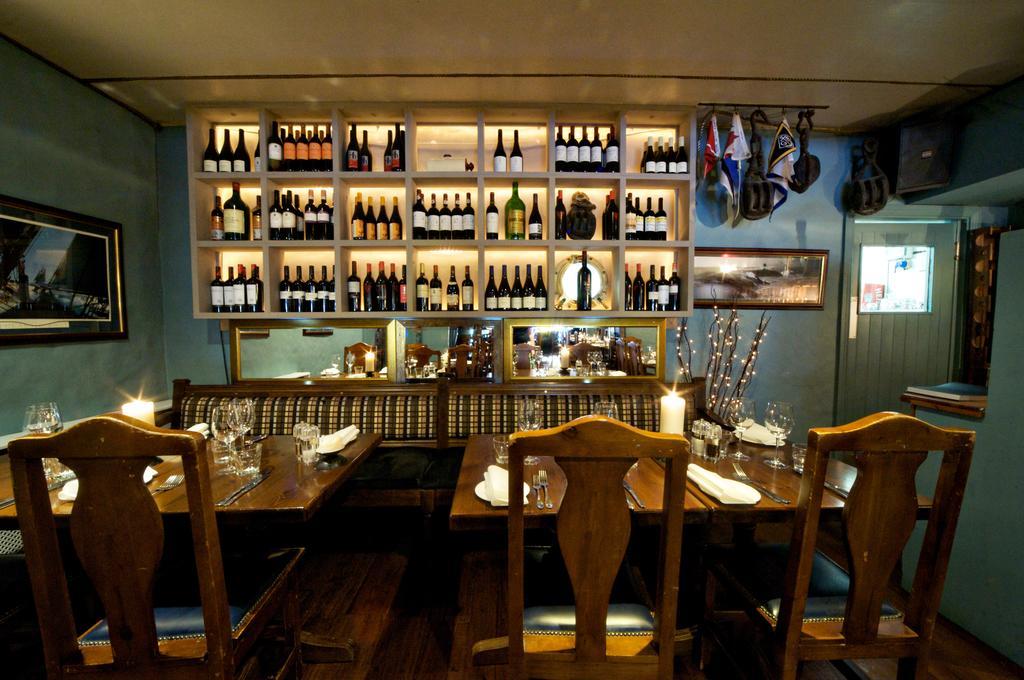 Quinlan & Cooke Boutique Townhouse And Qcs Seafood Restaurant Ξενοδοχείο Cahersiveen Εξωτερικό φωτογραφία